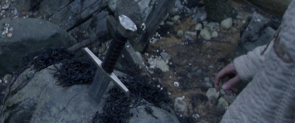 Меч Экскалибур с фильма меч короля Артура