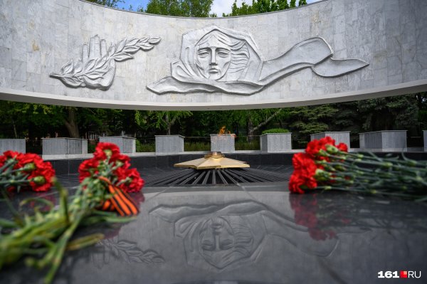 Мемориальный комплекс «вечный огонь» Вольск
