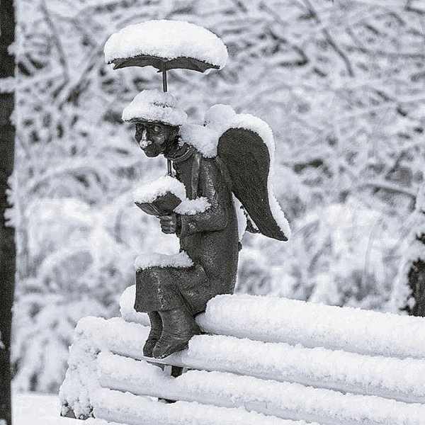 Питерский ангел в Измайловском саду