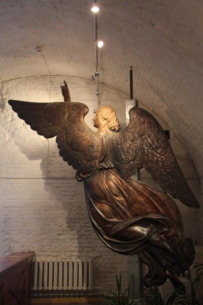 Ангел на соборе в Петропавловской крепости