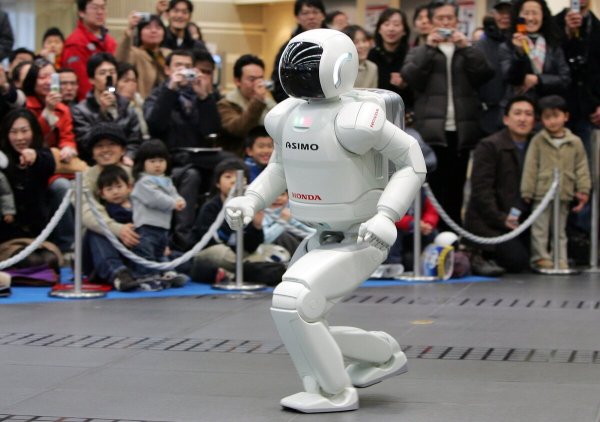 Робот ASIMO