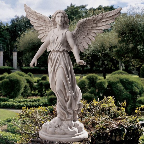 Скульптура ангела Возрождение