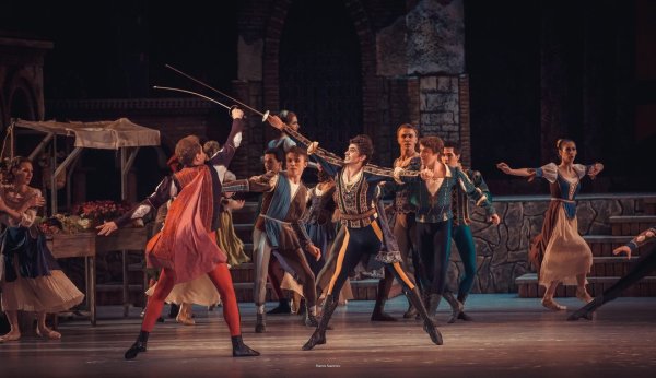 Танец рыцарей из балета Ромео и Джульетта