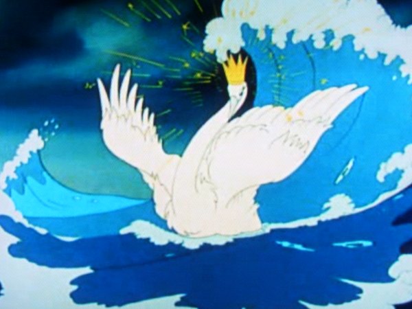 Лебедь из сказки о царе Салтане
