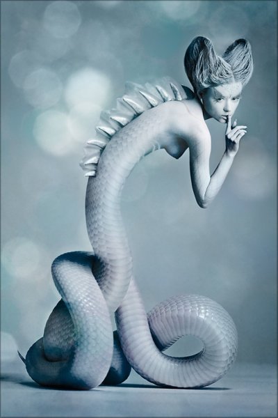 Женщина змея фэнтези