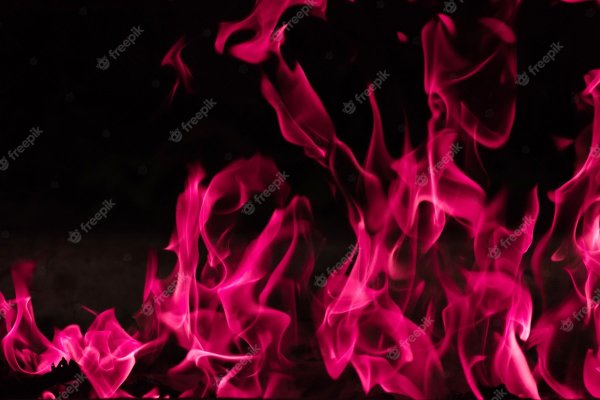 Розовый огонь на черном фоне