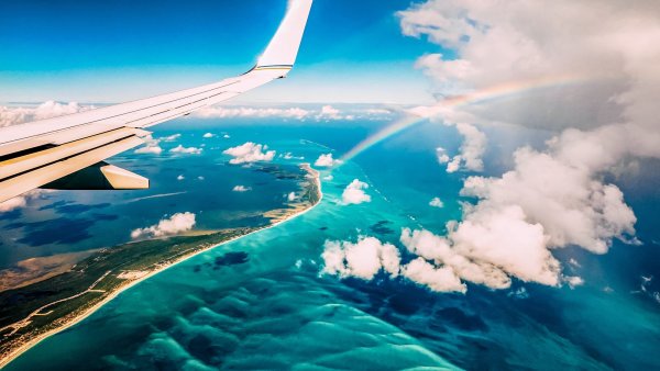 Вид с самолета на океан