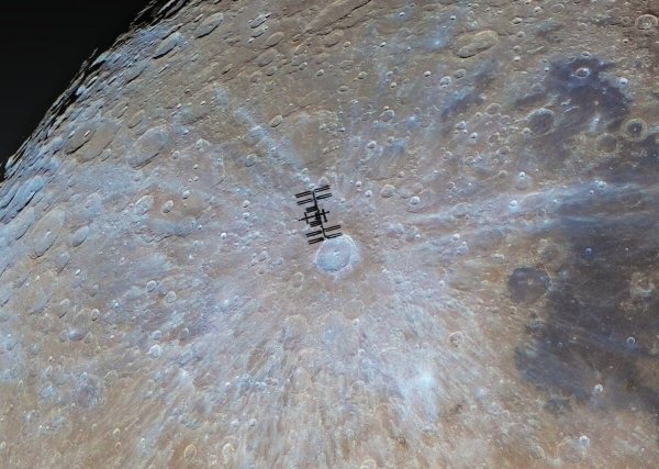 Эндрю Маккарти фото Луны с МКС