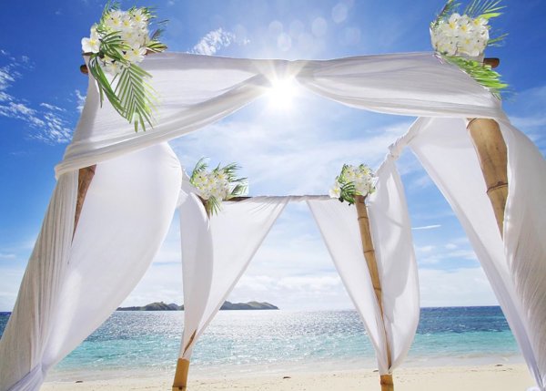 Свадебный шатер на пляже