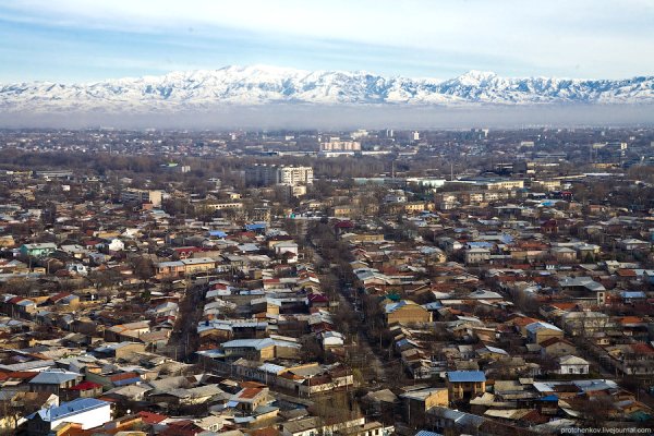 Узбекистан Ташкент вид на горы