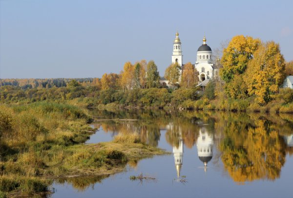 Оковецкая Церковь осень