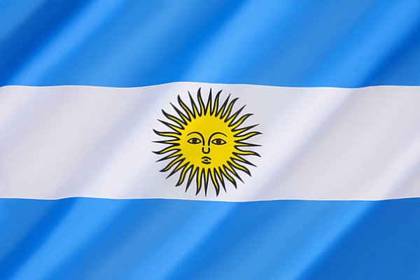 Бело синий флаг с солнцем
