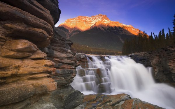 Канада Альберта водопад Джаспер