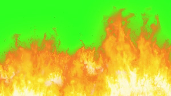 Взрыв огня на зеленом фоне