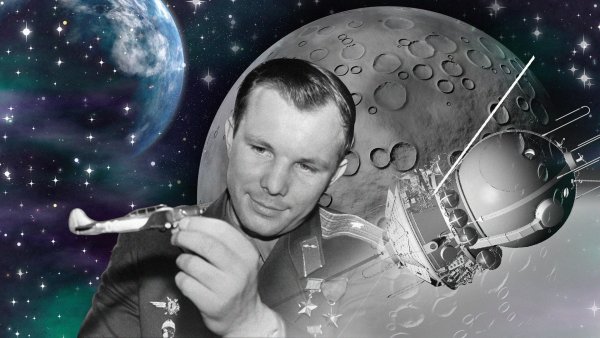Юрий Гагарин первый в космосе