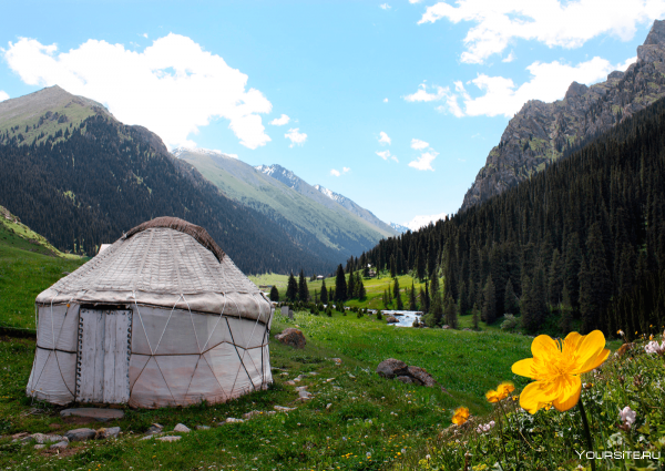 Горы Джайляу Юрты Казахстан