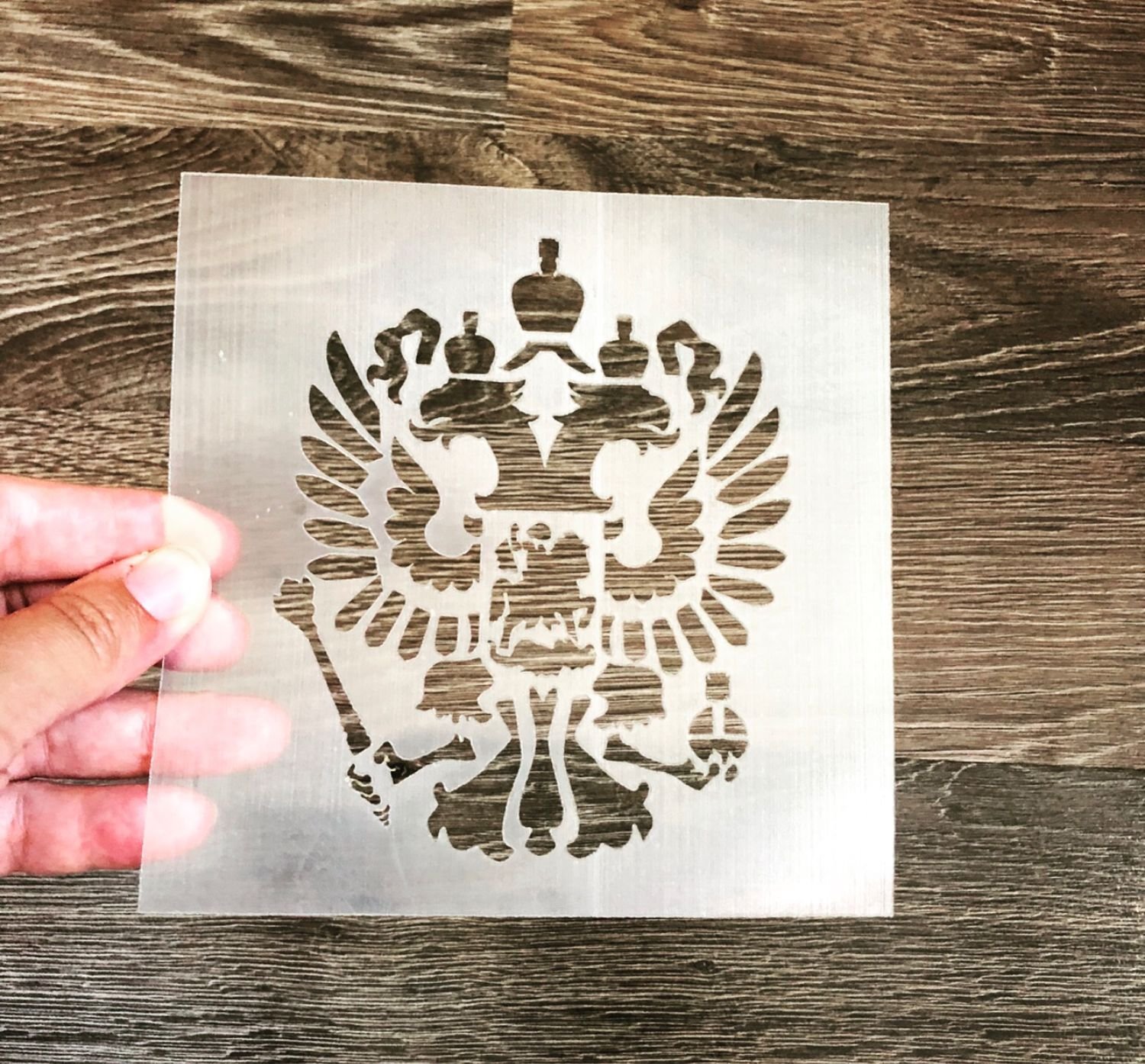 Трафарет российского герба