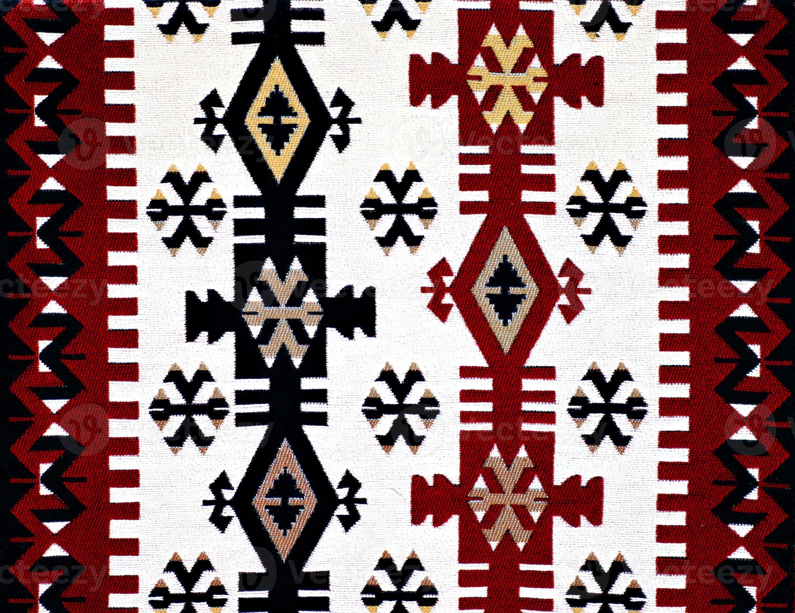Орнамент на армянских тканях
