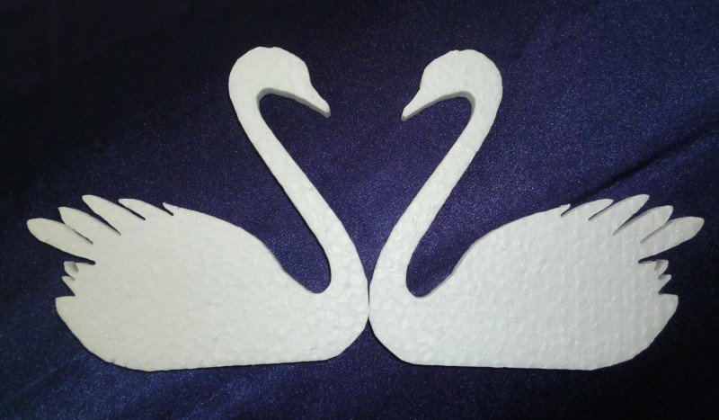 Лебеди для вырезания из бумаги