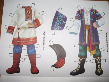 Бумажная кукла в русском народном костюме
