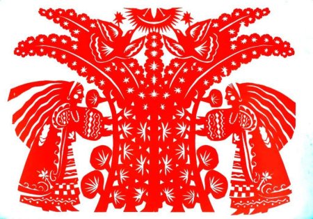 Вытинанка девушка в платье