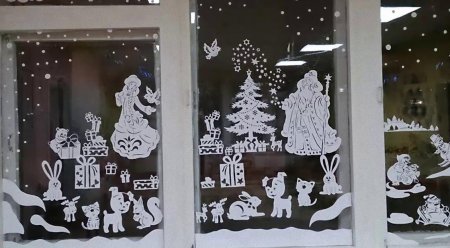 Украшение окон в детском саду