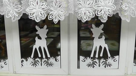 Зимние украшения на окна из бумаги
