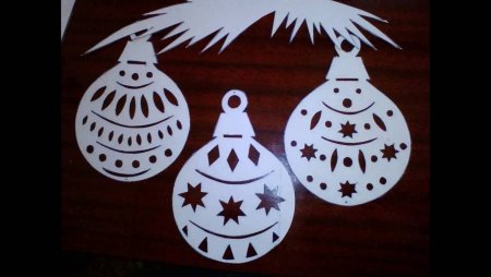 Игрушки новогодние на ветках для вырезания