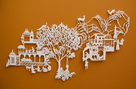 Вырезание из бумаги