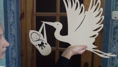 Вырезанка журавль