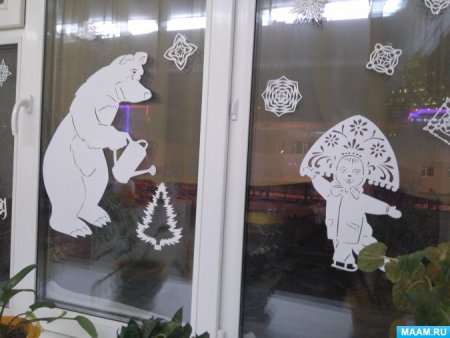 Украшение окон на новый год сказка