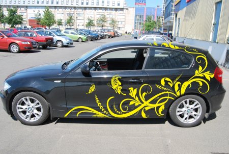 Виниловые наклейки на авто