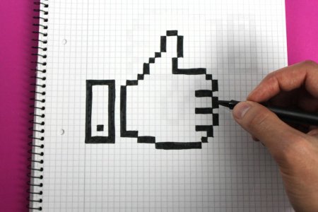 Рисование по клеточкам ручкой
