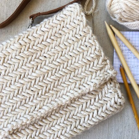 Узор Herringbone Stitch спицами