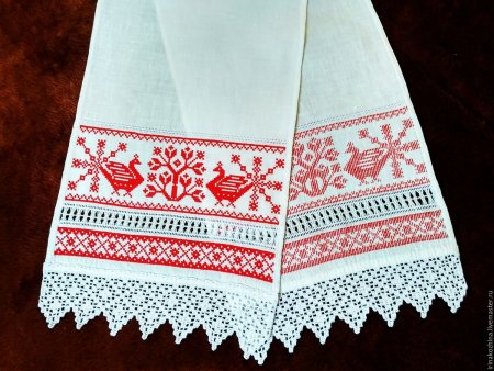 Рушник с петухами