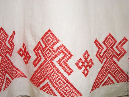 Вышивка на русском народном костюме