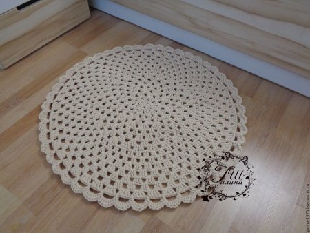 Круглый коврик из полиэфирного шнура