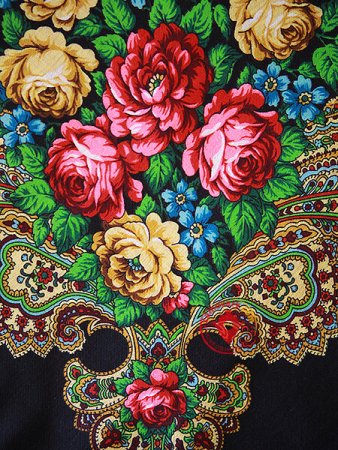 Матрешка платок Павлопосадский