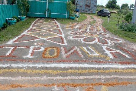 Этнографический фестиваль Волчинские песочные узоры
