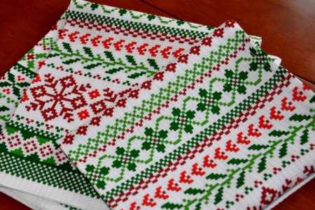 Вышивка на вафельном полотенце