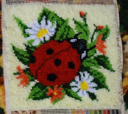 Подушки Вервако вышивка Божья коровка