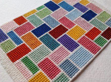 Коврик из канвы