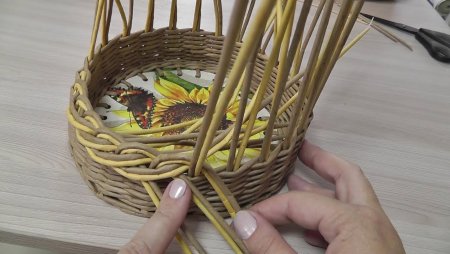 Загибка коса из лозы