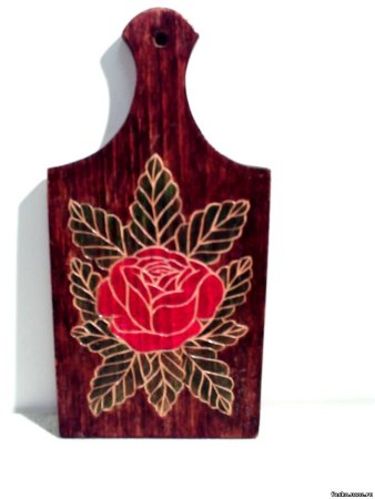 Узоры на деревянной доске