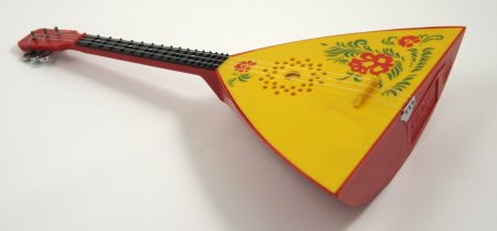 Народный инструмент балалайка