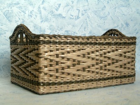 Плетение газетными трубочками зигзаг