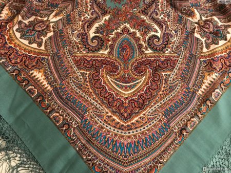 Павлопосадский платок Драгоценная