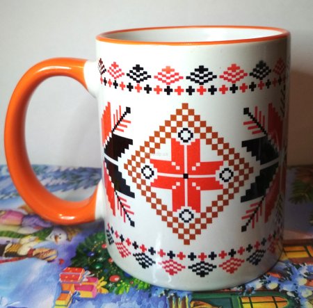Кружка с узорами