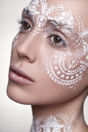 Макияж с узорами