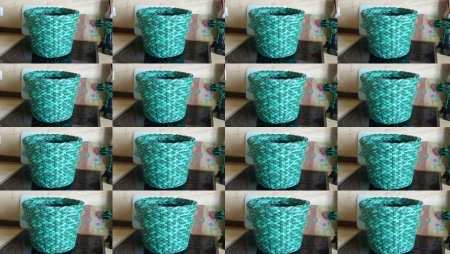 Горшок из ротанга с фикусом